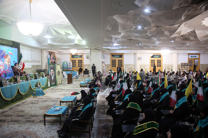 تجلیل از ۷۷ حافظ کل قرآن در سیزدهمین همایش طوبی کرامت +تصاویر