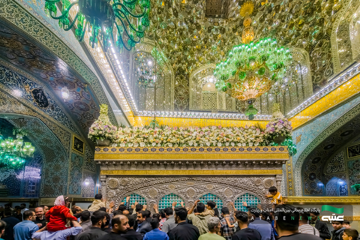 گل آرایی ضریح مطهر رضوی در دهه کرامت