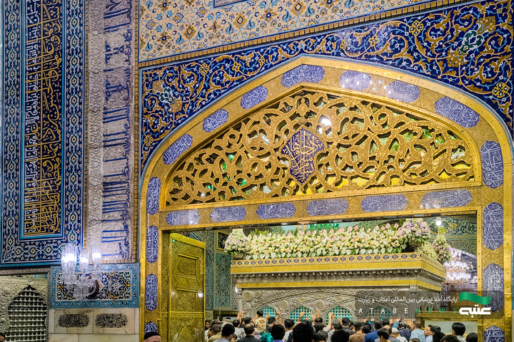 گل آرایی ضریح مطهر رضوی در دهه کرامت