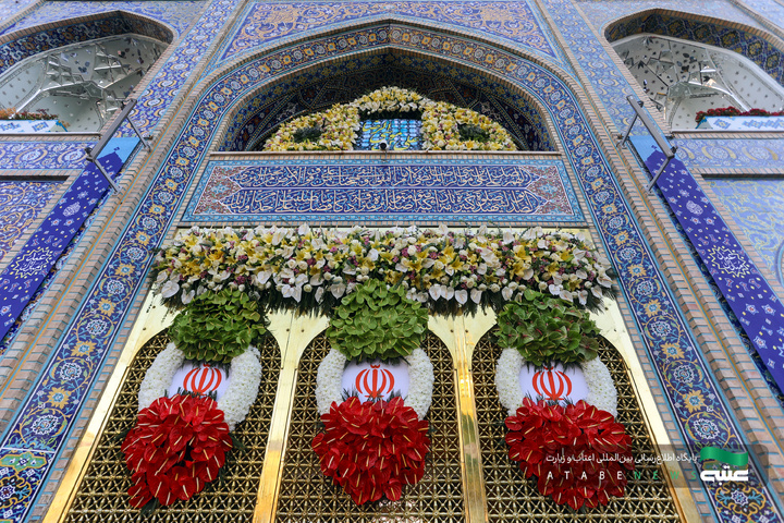 گل آرایی حرم مطهر رضوی در دهه کرامت