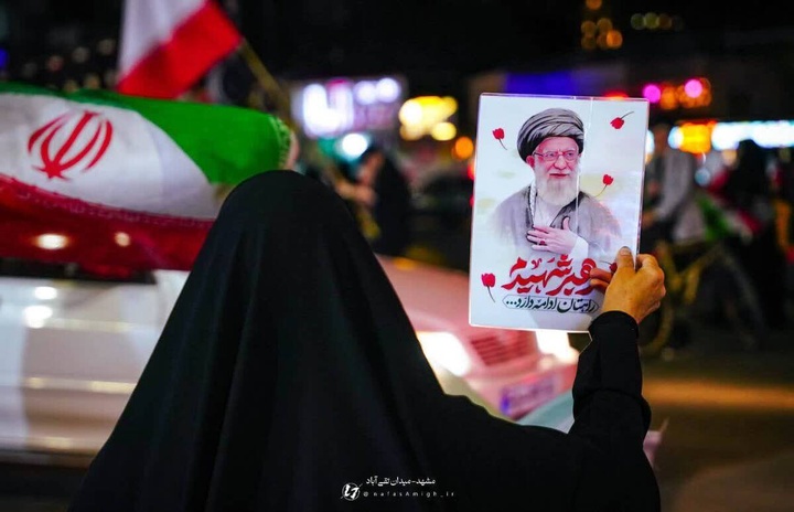 عزت‌مداری و شجاعت، سد محکم نسل نو در برابر زیاده‌خواهی استکبار است