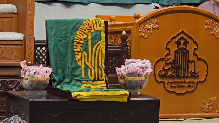 عطر و بوی پرچم متبرک رضوی در سرزمین عمان 