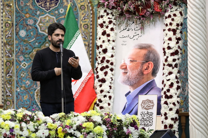 قطار اشک در حرم کریمه(س)؛ وداعی جانسوز با شهیدان لاریجانی در شب اربعین