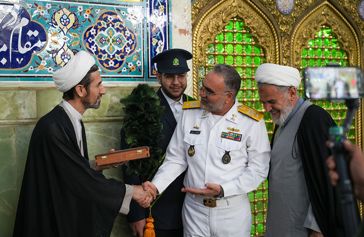 تشرف جانبازان و افسران ناوشکن دنا به زیارت حرم بانوی کرامت + تصاویر