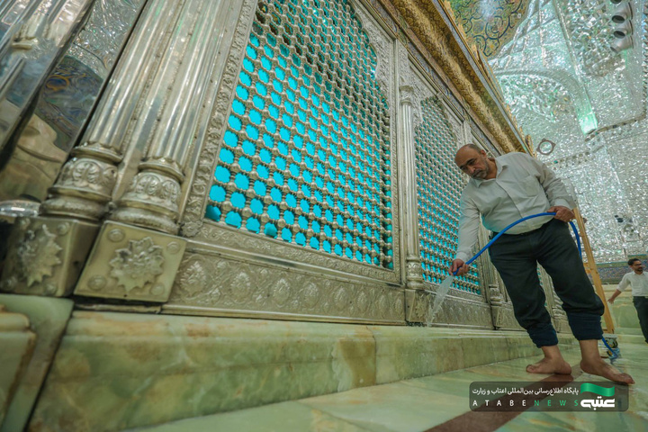 غباارروبی ضریح کاظمین