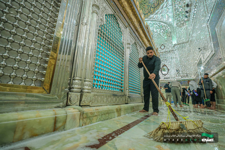 غباارروبی ضریح کاظمین