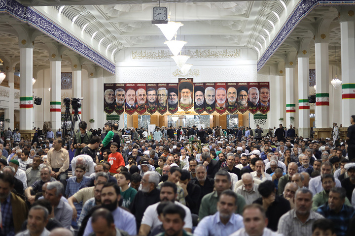 بزرگداشت چهلمین روز شهادت امیر موسوی در حرم بانوی کرامت