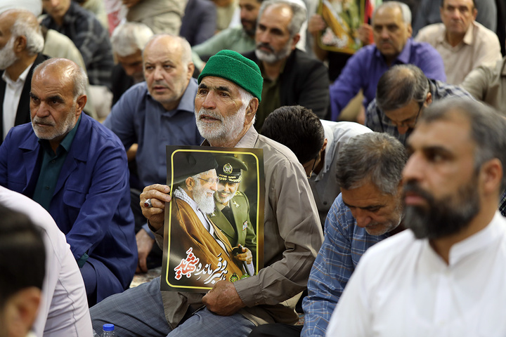 بزرگداشت چهلمین روز شهادت امیر موسوی در حرم بانوی کرامت