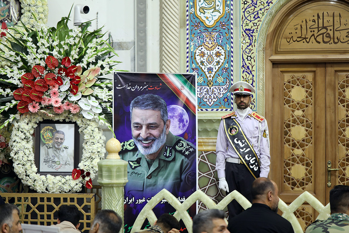 بزرگداشت چهلمین روز شهادت امیر موسوی در حرم بانوی کرامت