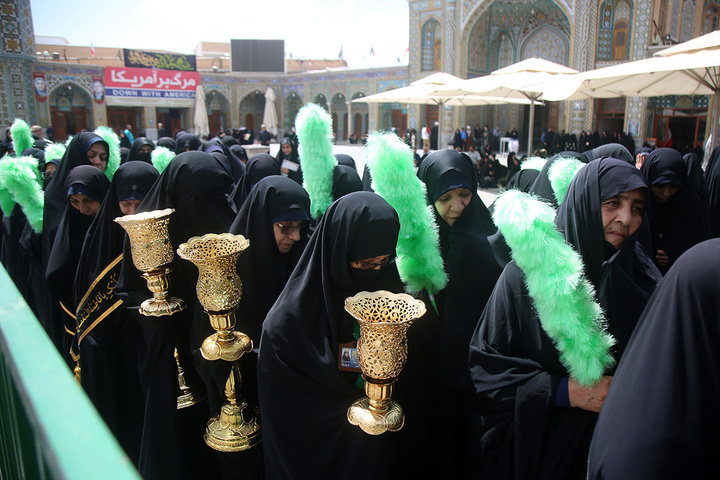 دسته عزای خادمان و زائران حرم مطهر حضرت فاطمه معصومه(س) در سوگ امام نهم