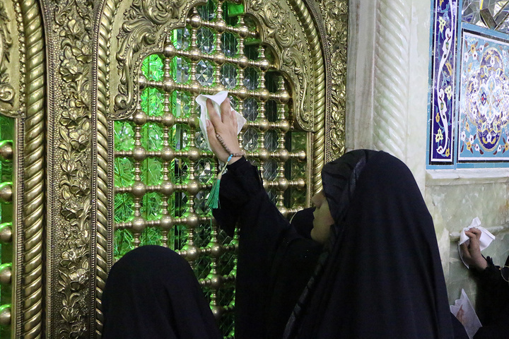 جشن ازدواج ۲۰۰ زوج طلبه در حرم حضرت فاطمه معصومه(س)