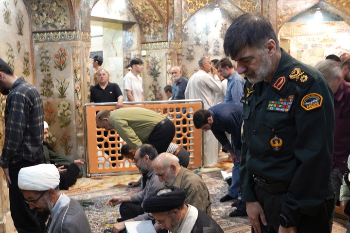 تشرف سردار رادان به زیارت حرم مطهر بانوی کرامت