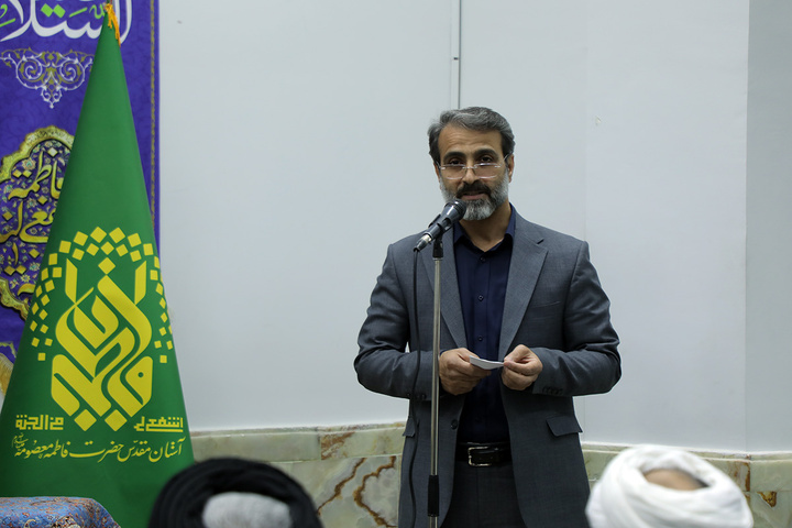 قضات استان قم با تولیت حرم مطهر بانوی کرامت دیدار کردند