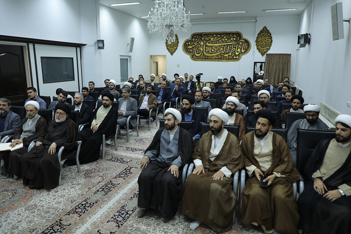 قضات استان قم با تولیت حرم مطهر بانوی کرامت دیدار کردند