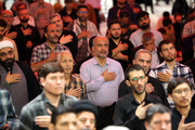 عزاداری زائران حرم بانوی کرامت در سوگ شهادت امام باقر (ع)