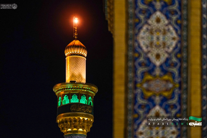 نصب کتیبه‌های عید غدیر در حرم مطهر امیرالمؤمنین(ع)