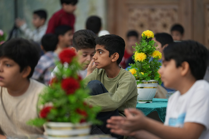 برپایی جشن عید غدیر ویژه کودکان در حرم بانوی کرامت