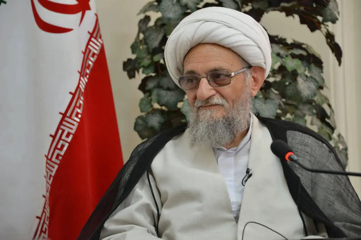 امام خمینی (ره) نهضت انقلاب اسلامی را با عنایت حضرت ثامن‌الحجج (ع) پیروز کرد