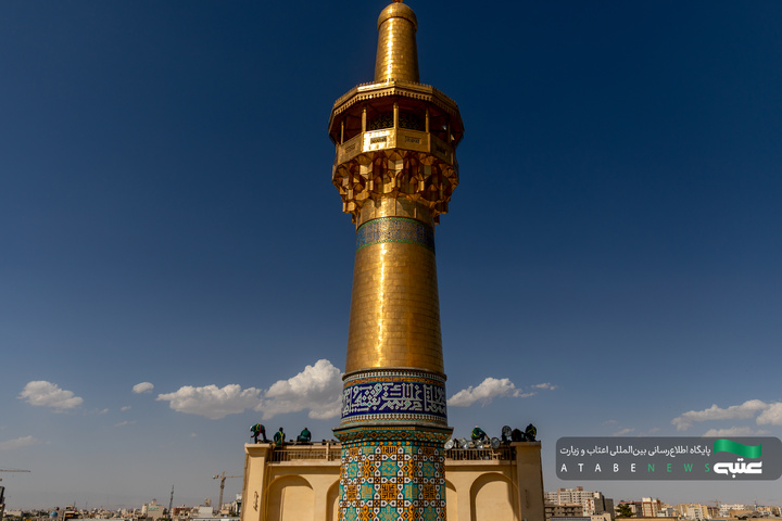 حرم مطهر رضوی در آستانه ماه محرم سیاه‌پوش عزای سیدالشهدا(ع) شد