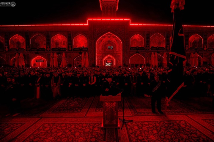 برافراشته شدن پرچم عزای حسینی در حرم مطهر امیرالمؤمنین(ع)