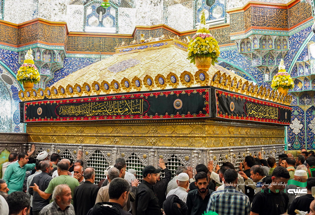 حرم مطهر حضرت معصومه(س) سیاه‌پوش عزای سیدالشهدا(ع) شد