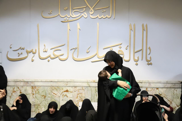 تمرین رباب بودن و علی اصغر(ع) شدن در حرم بانوی کرامت