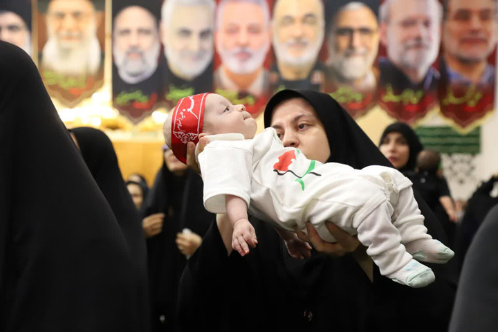 تمرین رباب بودن و علی اصغر(ع) شدن در حرم بانوی کرامت