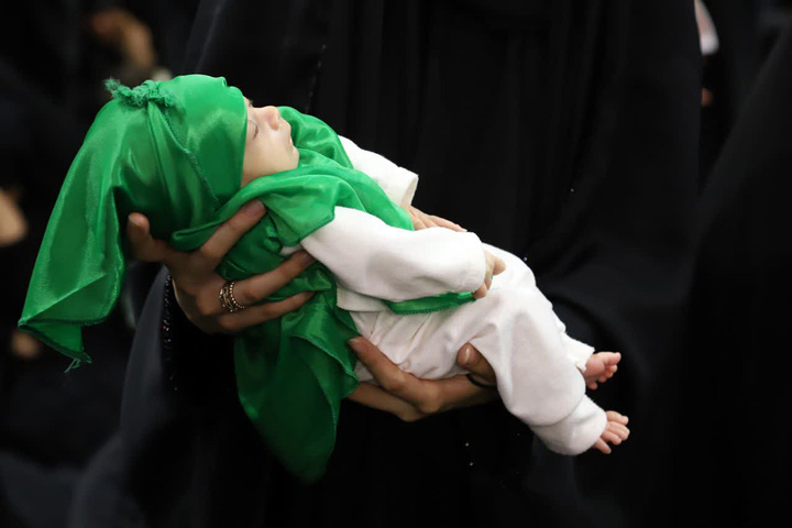 تمرین رباب بودن و علی اصغر(ع) شدن در حرم بانوی کرامت