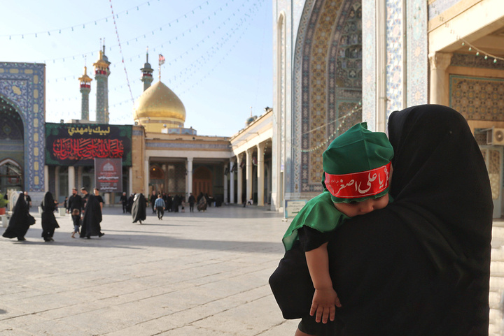 همایش باشکوه شیرخوارگان حسینی در حرم حضرت معصومه (س)