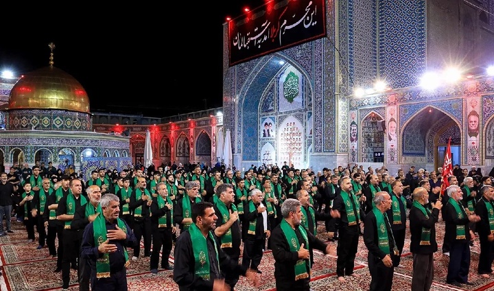 حضور در حسینیه حرم رضوی؛ موهبتی الهی برای هیئت خدام الرضا (ع) نهاوند بود