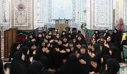 اشک‌های عاشورایی بانوان عرب‌زبان در حرم امام رضا (ع)