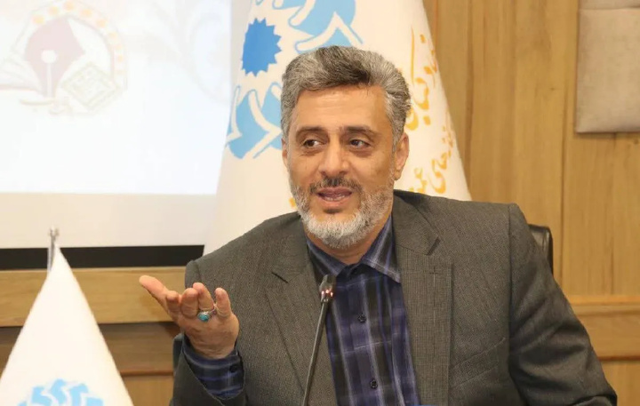 شعر متعالی عاشورایی؛ از نوآوری زبانی تا کارکردهای اجتماعی
