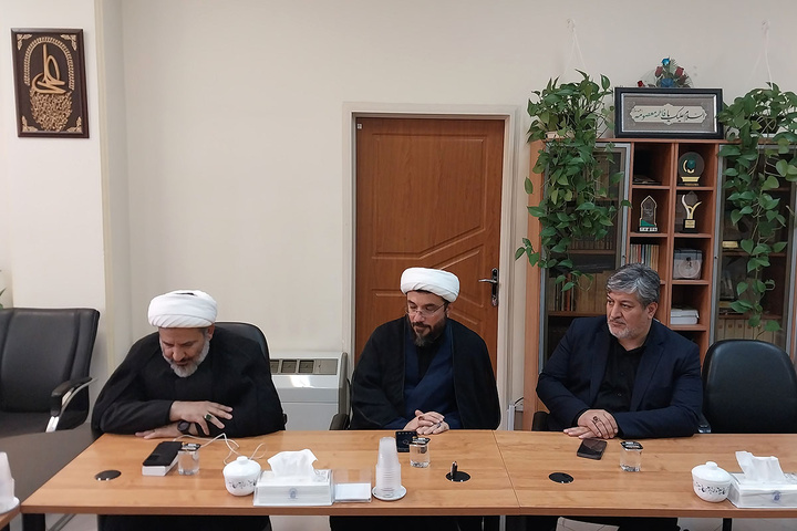 استقرار شبکه قرآن و معارف سیما در موکب عمود ۱۰۸۰ مسیر پیاده‌روی اربعین