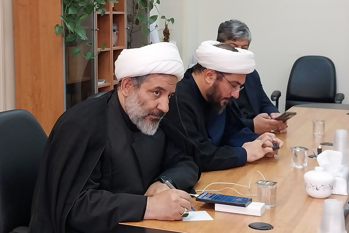 استقرار شبکه قرآن و معارف سیما در موکب عمود ۱۰۸۰ مسیر پیاده‌روی اربعین