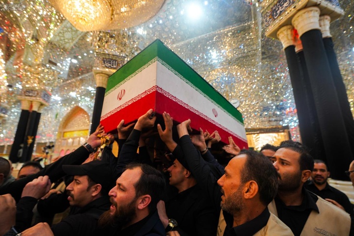تشییع پیکر خانواده رهبر شهید در حرم امیرالمؤمنین(علیه السلام)