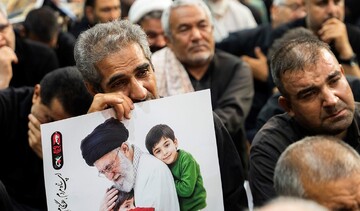 دل‌هایی که در فراق رهبر شهید به سوگ نشست