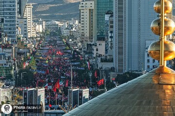 اطلاعیه آستان قدس رضوی در قدردانی از حضور باشکوه زائران و مجاوران در آیین تشییع رهبر شهید انقلاب اسلامی