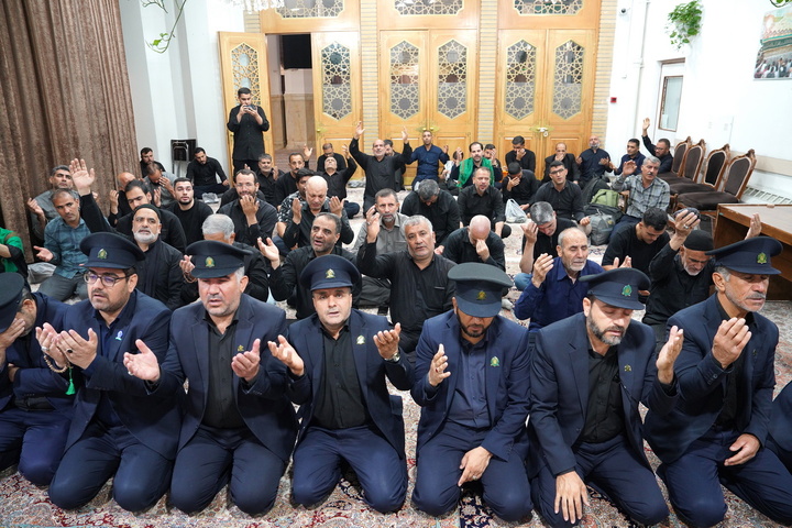 اعزام کاروان پیشرو موکب حرم بانوی کرامت به کشور عراق +تصاویر