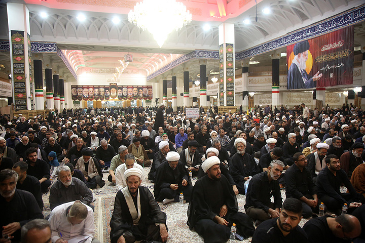سومین شب بزرگداشت رهبر شهید انقلاب در حرم کریمه اهل‌بیت(س)