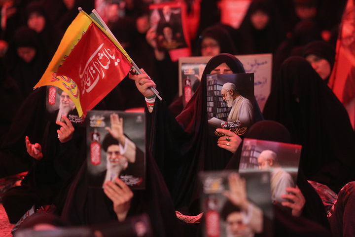 عزاداری بانوان فاطمی در سوگ رهبر شهید ایران