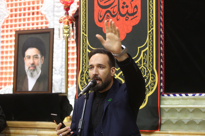 عزاداری بانوان فاطمی در سوگ رهبر شهید ایران