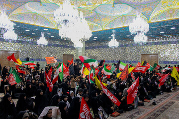 عزاداری بانوان افغانستانی برای قائد شهید امت در حرم بانوی کرامت