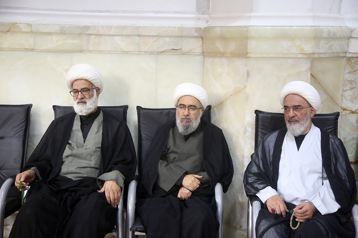 بزرگداشت آقای شهید ایران از سوی نهادهای بین المللی قم در حرم بانوی کرامت