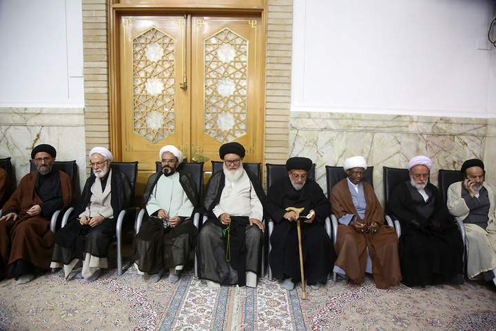 بزرگداشت آقای شهید ایران از سوی نهادهای بین المللی قم در حرم بانوی کرامت