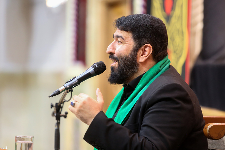 بزرگداشت رهبر شهید از سوی آیت‌الله سبحانی در حرم بانوی کرامت