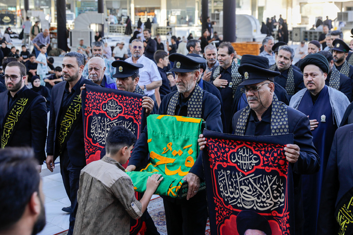 تشرف کاروان خدام حرم امام رضا علیه‌السلام به حرم امامین کاظمین