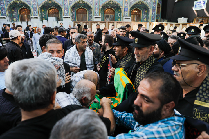 تشرف کاروان خدام حرم امام رضا علیه‌السلام به حرم امامین کاظمین
