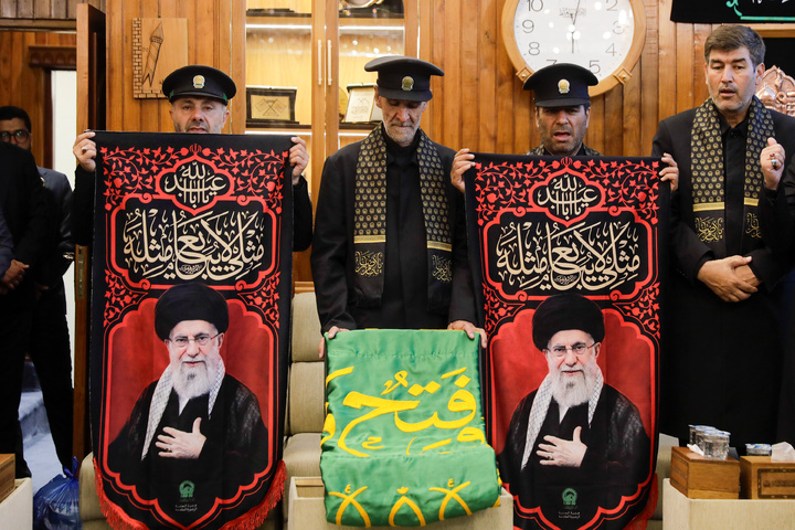 تشرف کاروان خدام حرم امام رضا علیه‌السلام به حرم امامین کاظمین