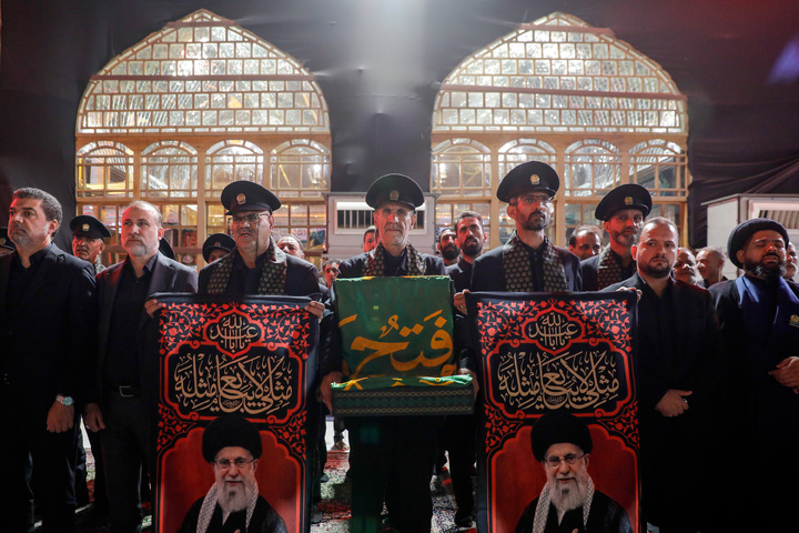 تشرف کاروان خدام حرم امام رضا علیه‌السلام به حرم امامین کاظمین