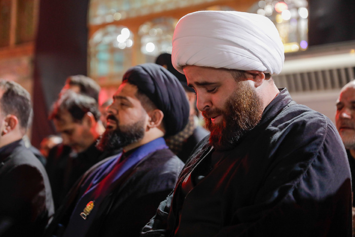 تشرف کاروان خدام حرم امام رضا علیه‌السلام به حرم امامین کاظمین